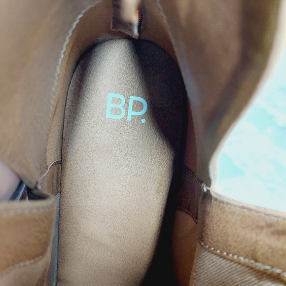 NEW Bp. Brynne Tan Faux Leather Block Heel Pointy Toe Ankle Boots D681 - Picture 9 of 11